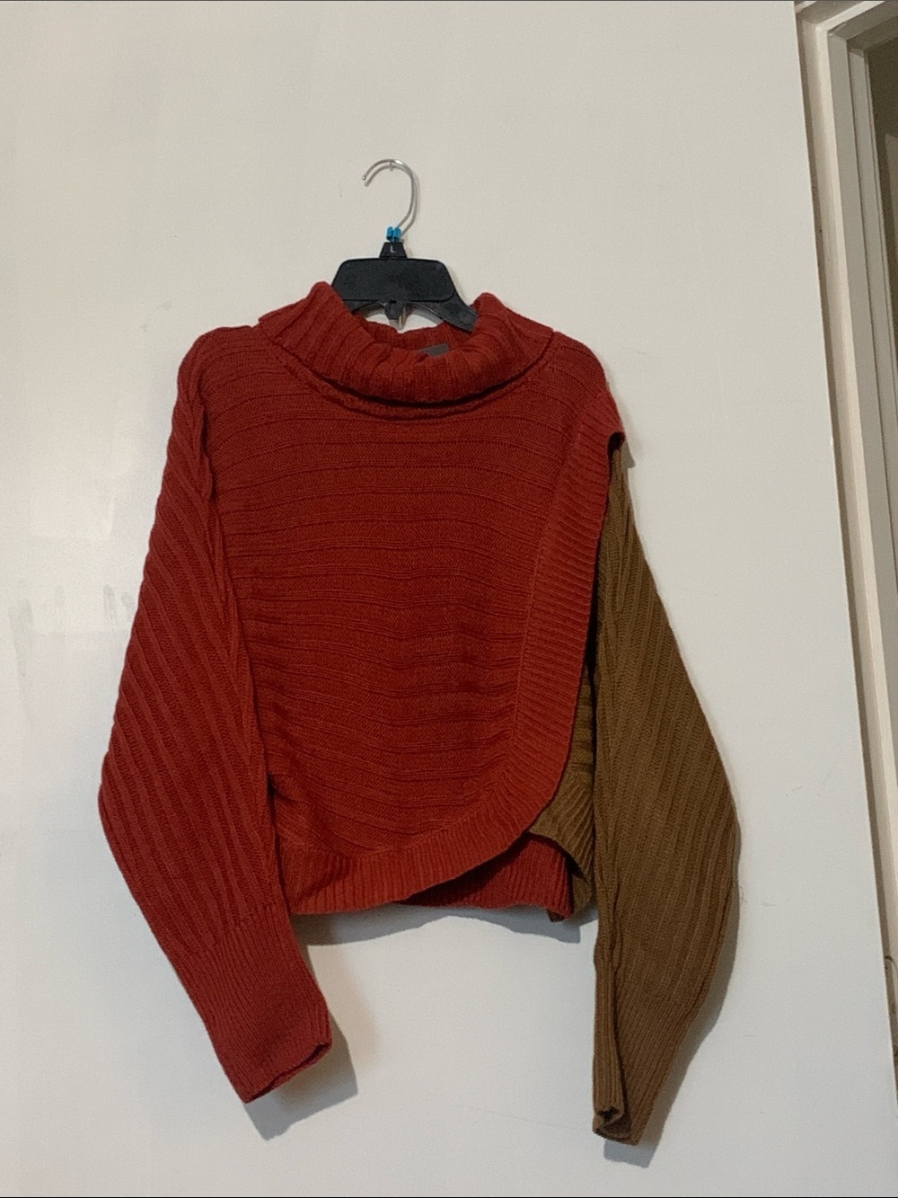 Fashion Nova Two-Tone Cropped Turtleneck Sweater - Rust & Olive Brown